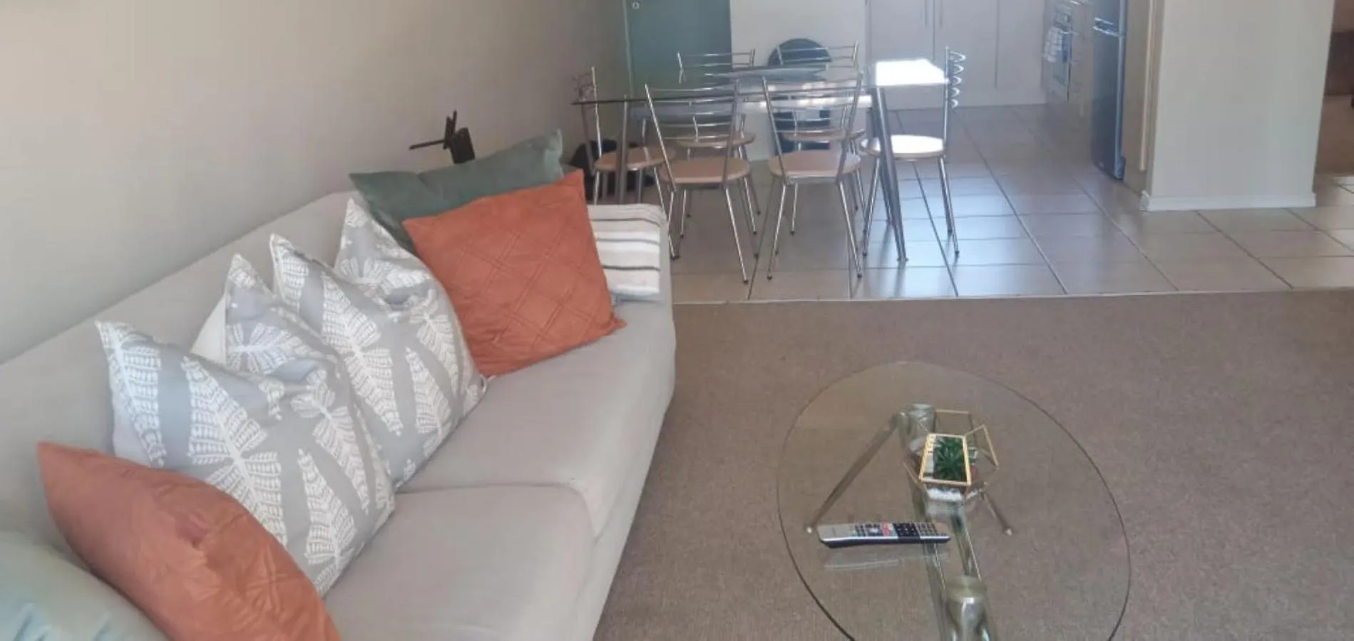 Bougain Villas Cape Town 0*,  South Africa